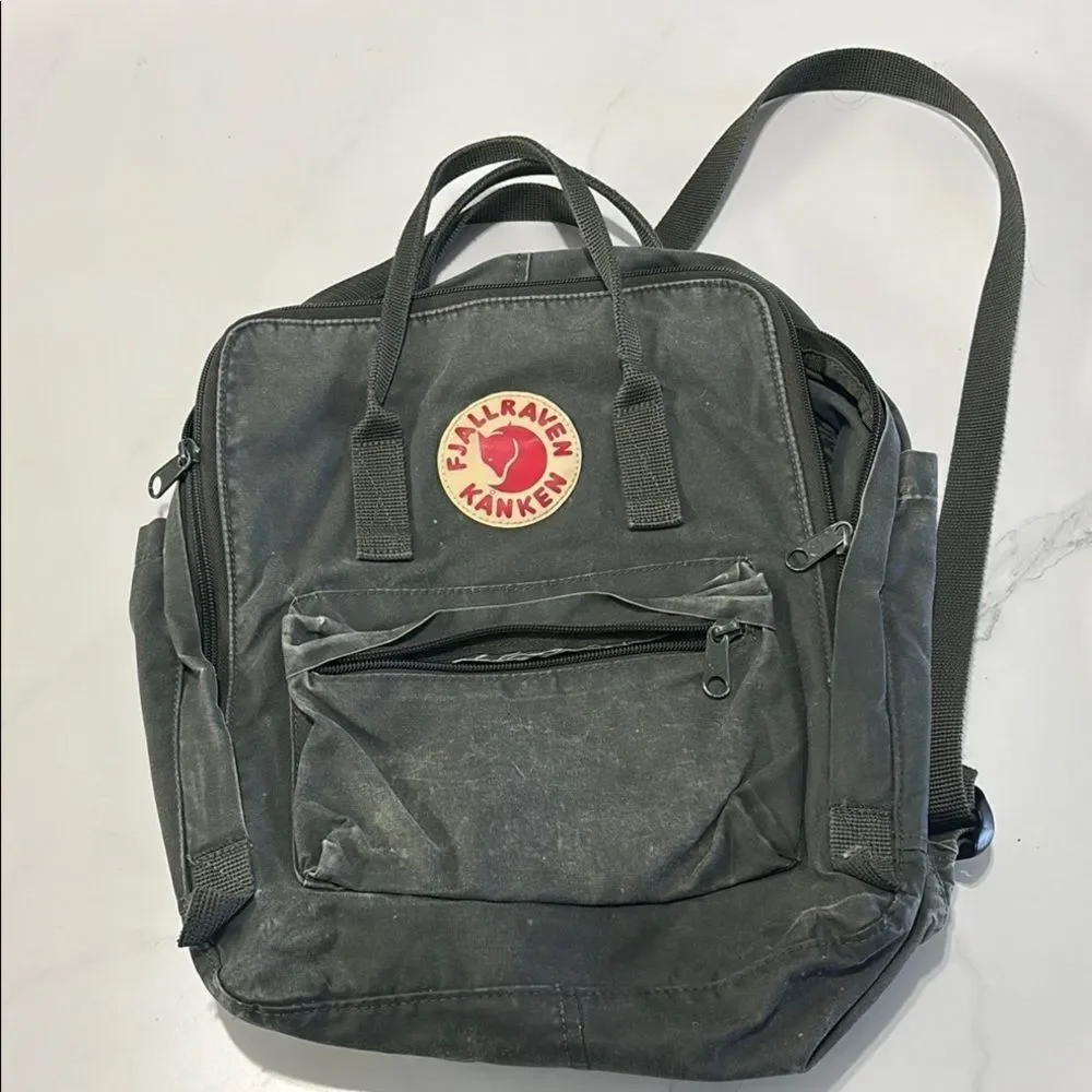Kånken Black Backpack